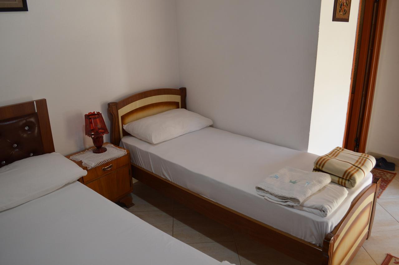 Tomor Shehu Guest House Berat Zewnętrze zdjęcie